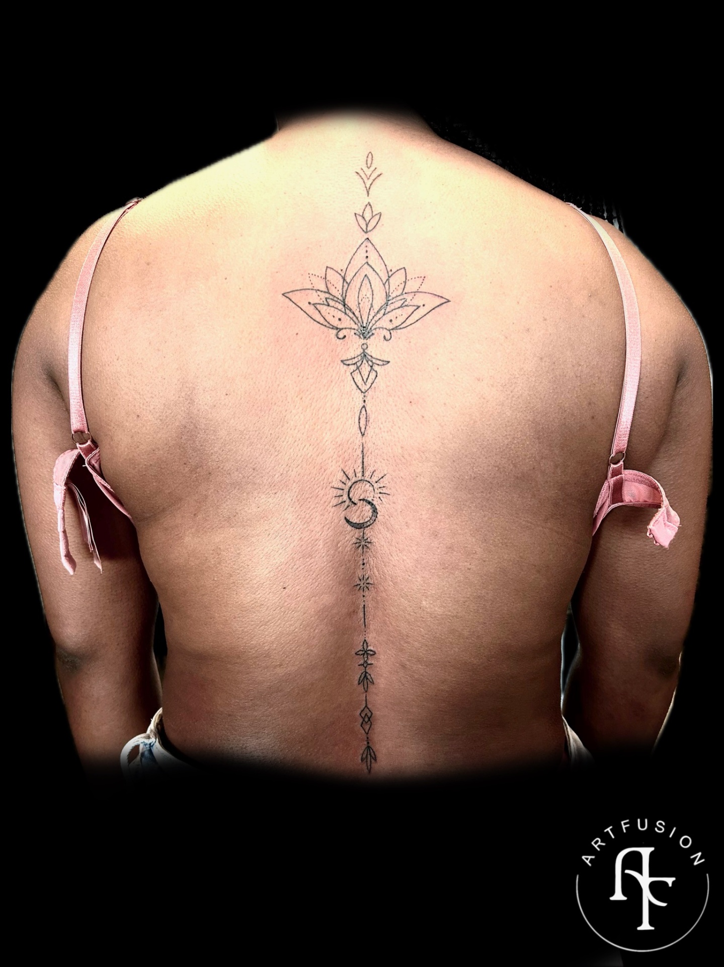 Fine Line tattoo door @milinoink